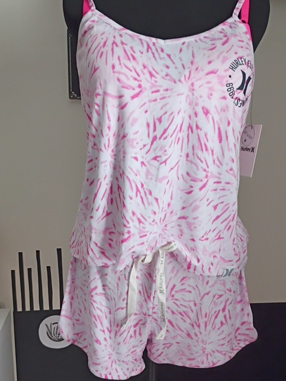Hurley Pink & White Tie-Dye Tank and Shorts Sleep Set